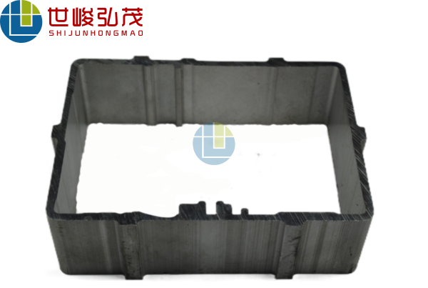 3000T機(jī)大方管工業(yè)鋁合金型材-1